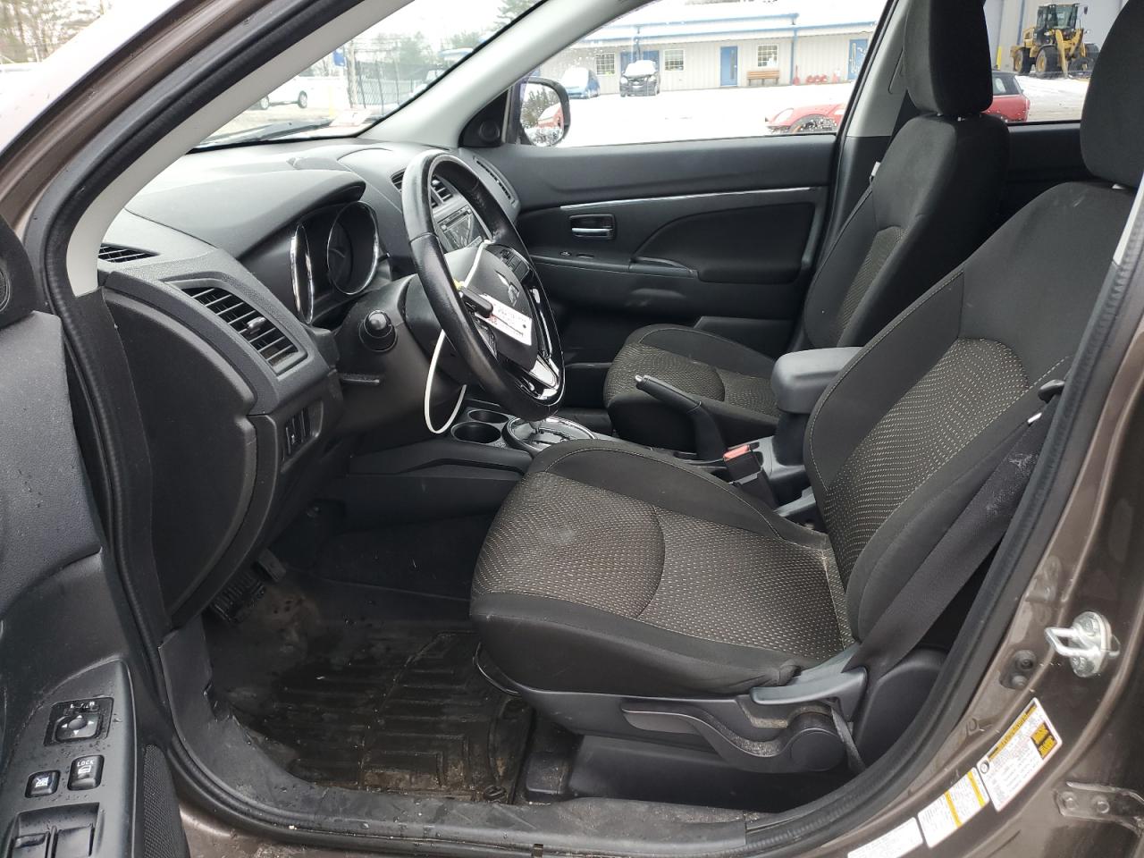 MITSUBISHI OUTLANDER SPORT 2016 — 8