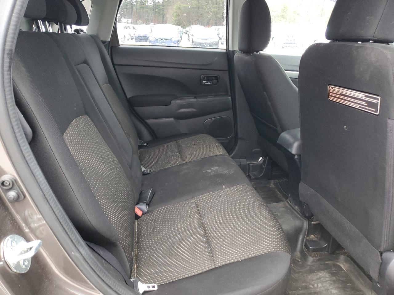 MITSUBISHI OUTLANDER SPORT 2016 — 12