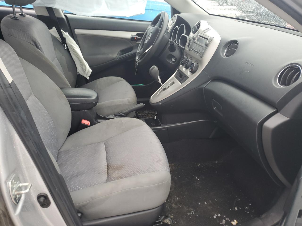 TOYOTA COROLLA MATRIX 2010 — 8