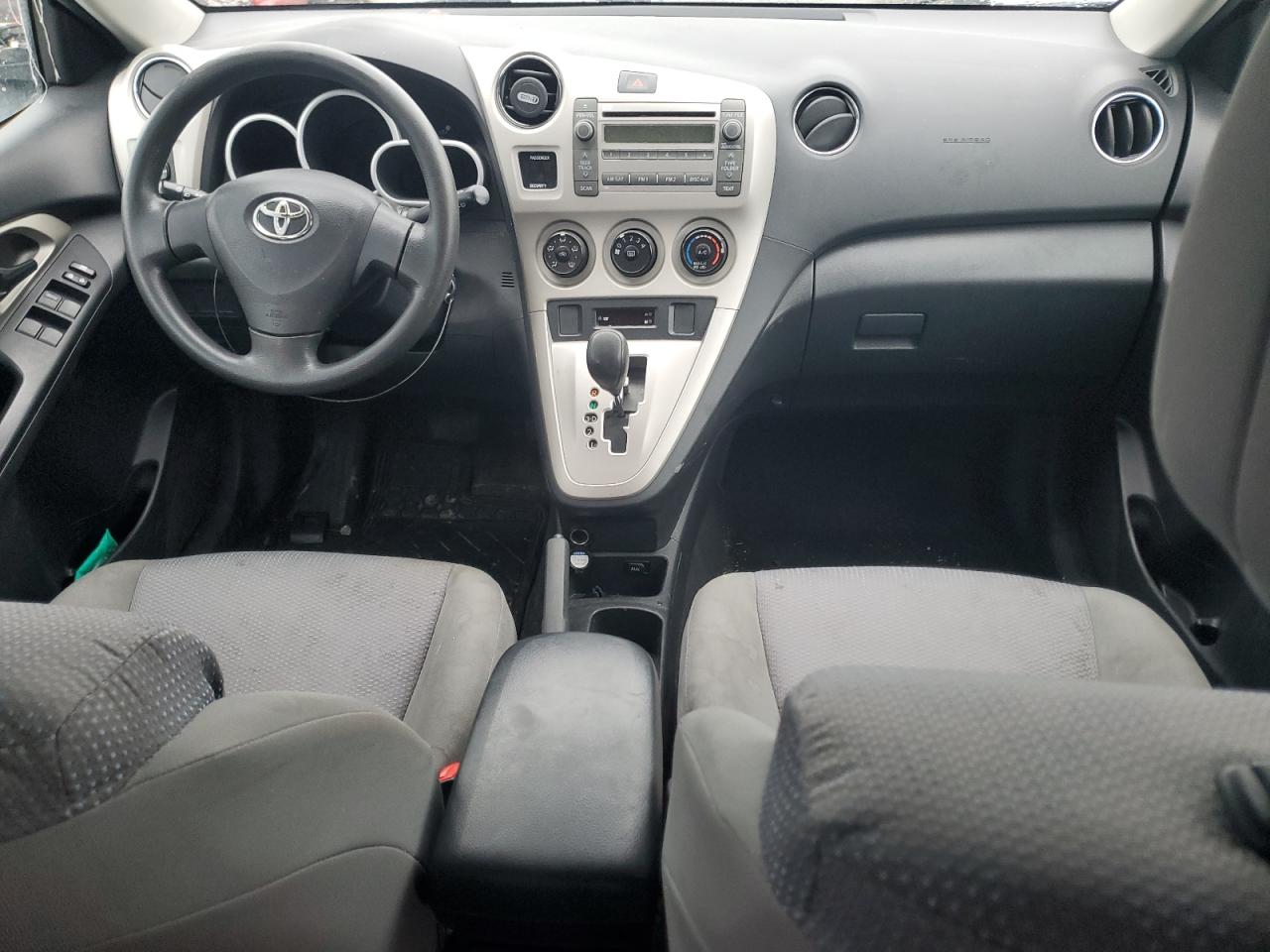 TOYOTA COROLLA MATRIX 2010 — 9