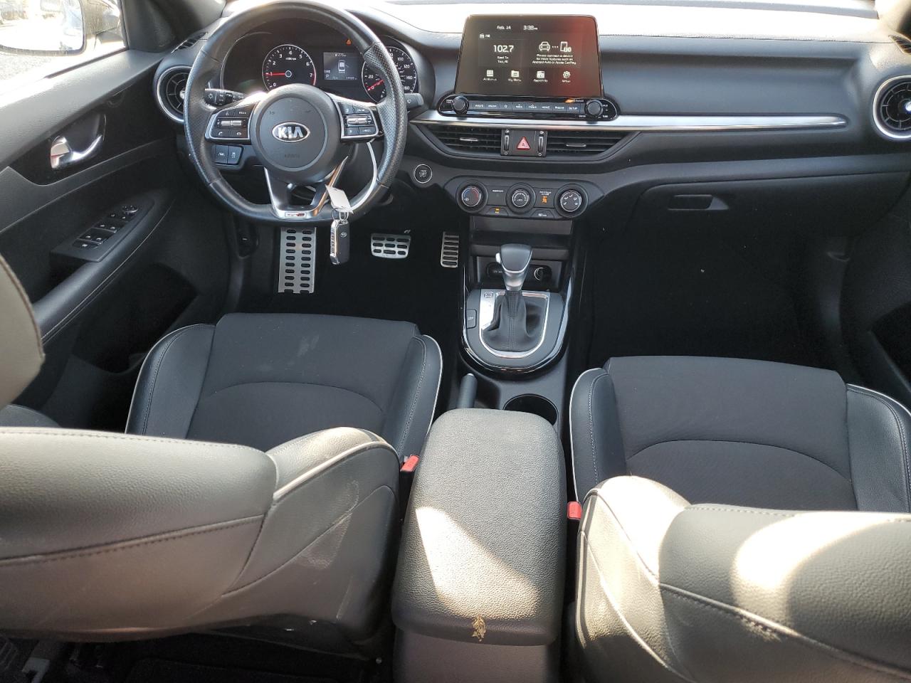 KIA FORTE 2021 — 9