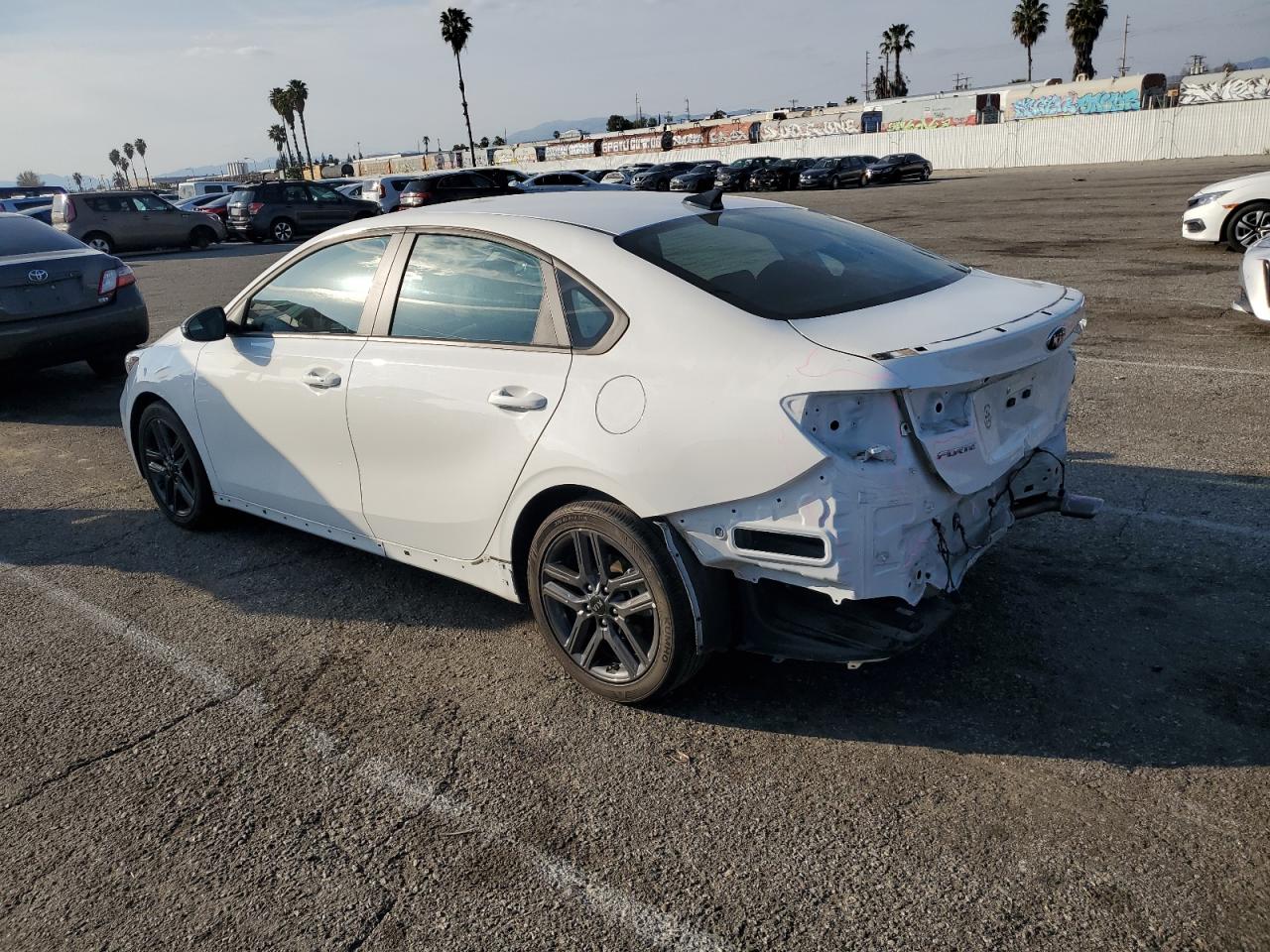 KIA FORTE 2021 — 3