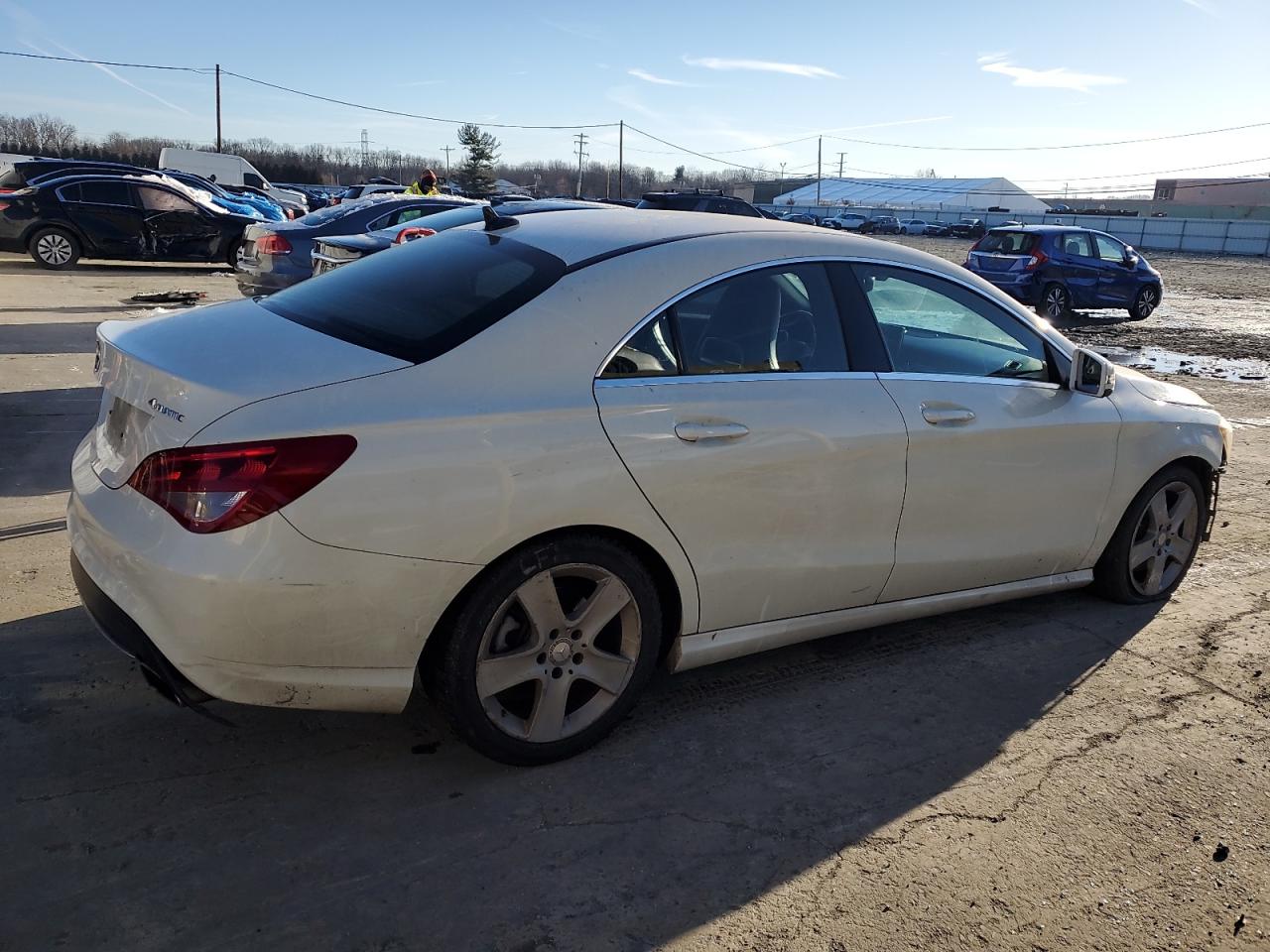 MERCEDES-BENZ CLA 2016 — 4