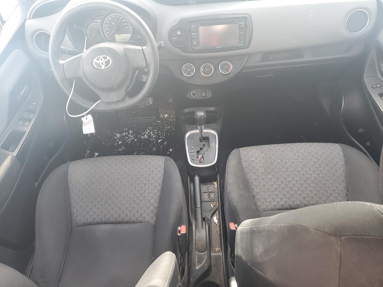 TOYOTA YARIS 2015 — 9