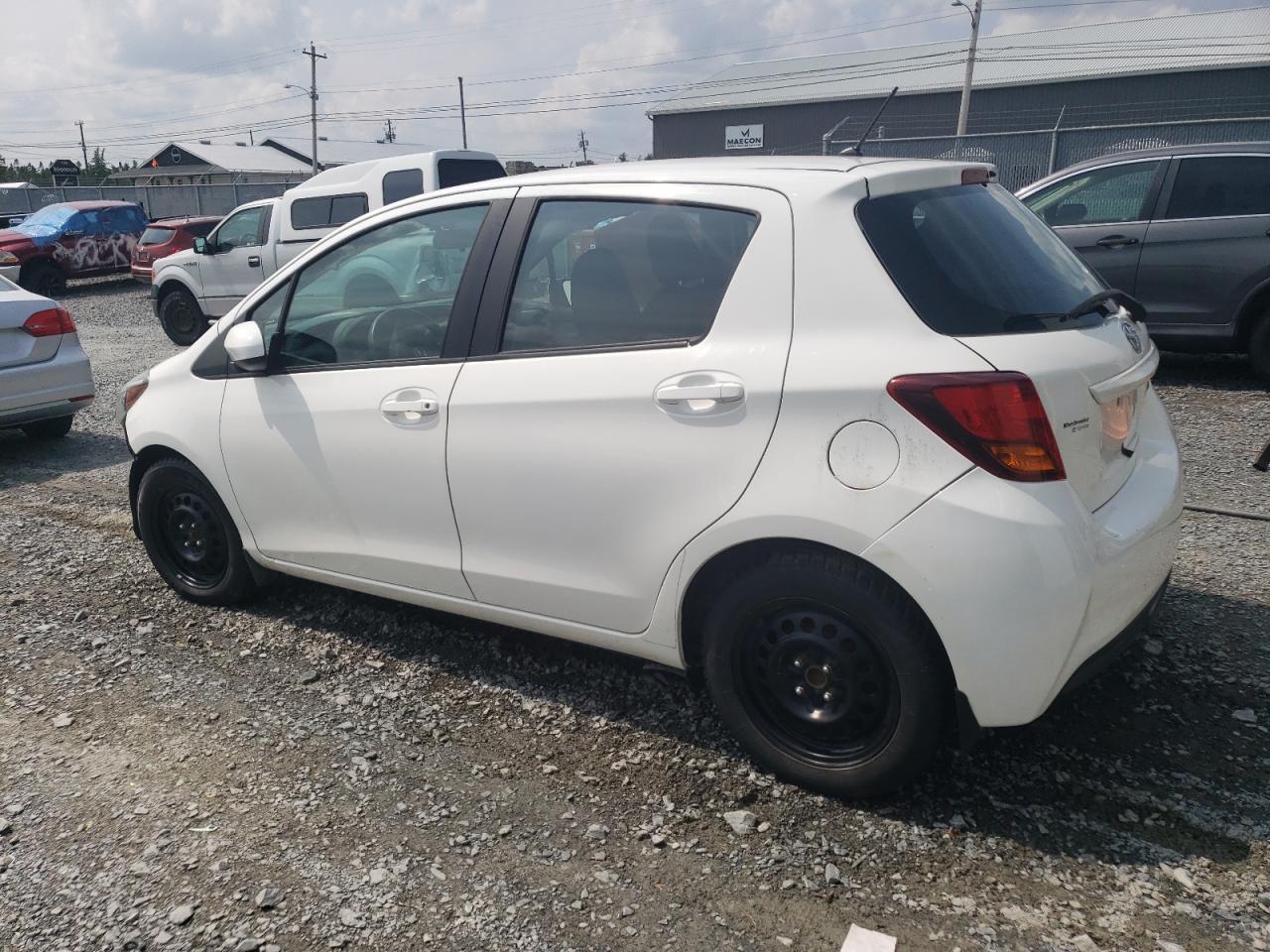 TOYOTA YARIS 2015 — 3