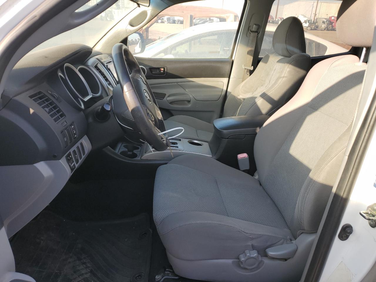 TOYOTA TACOMA 2015 — 8