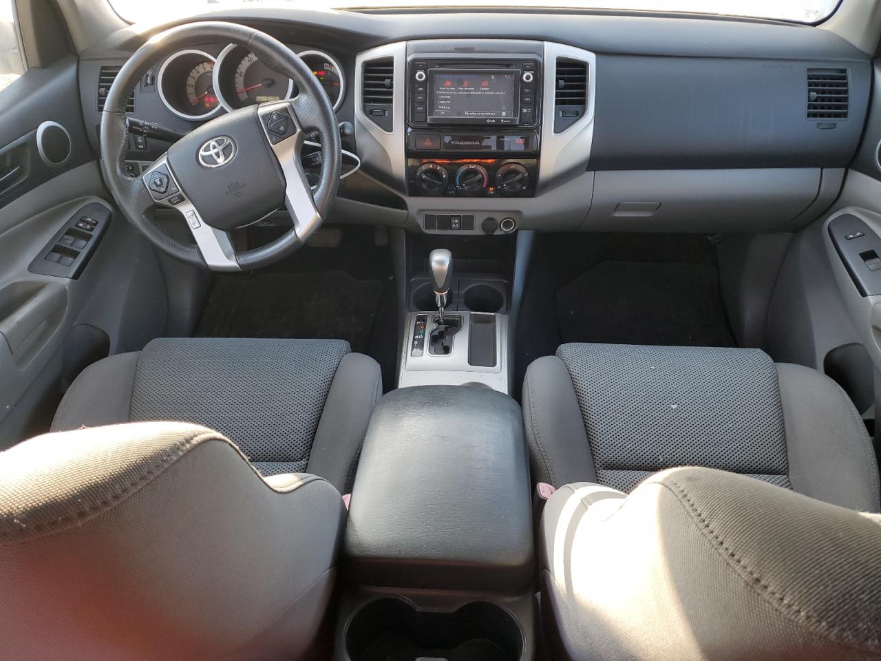 TOYOTA TACOMA 2015 — 9