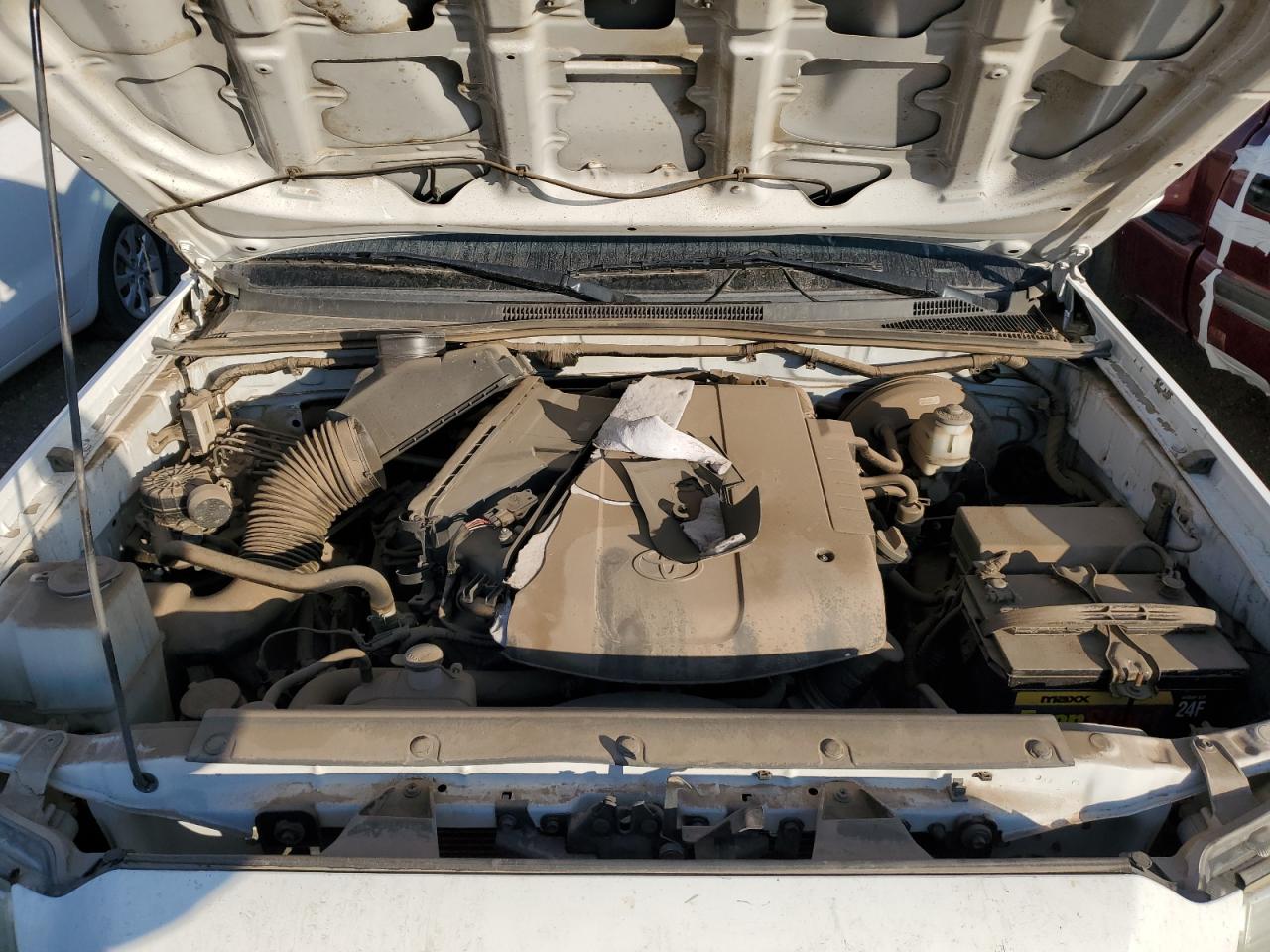 TOYOTA TACOMA 2015 — 12