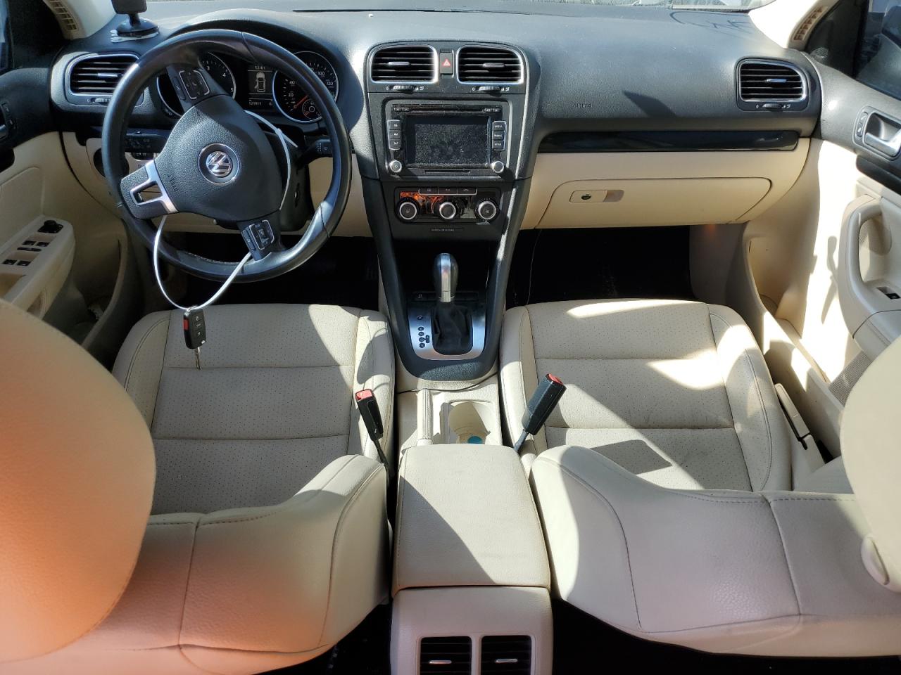 VOLKSWAGEN JETTA 2014 — 9