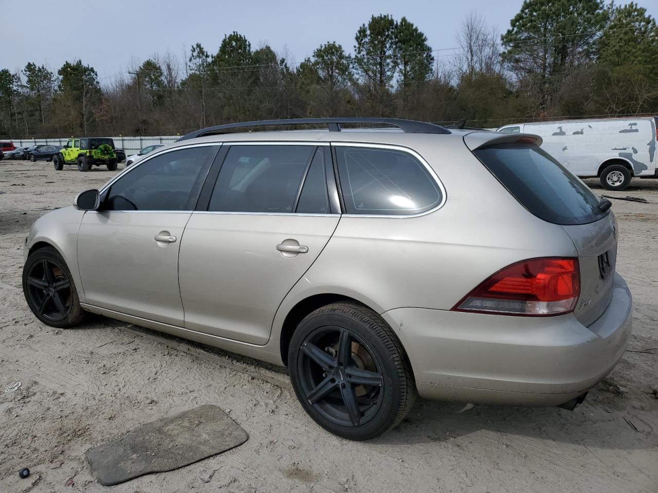 VOLKSWAGEN JETTA 2014 — 3