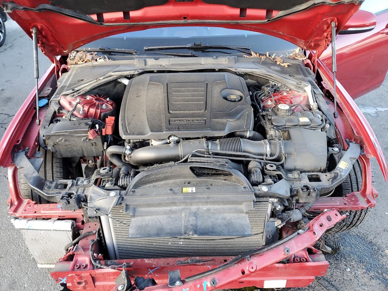 JAGUAR XE 2018 — 12