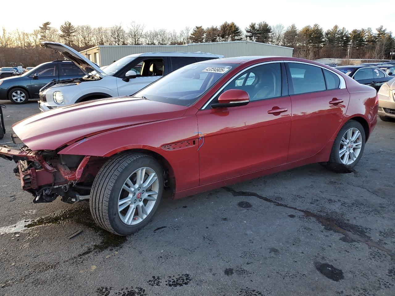 JAGUAR XE 2018 — 2