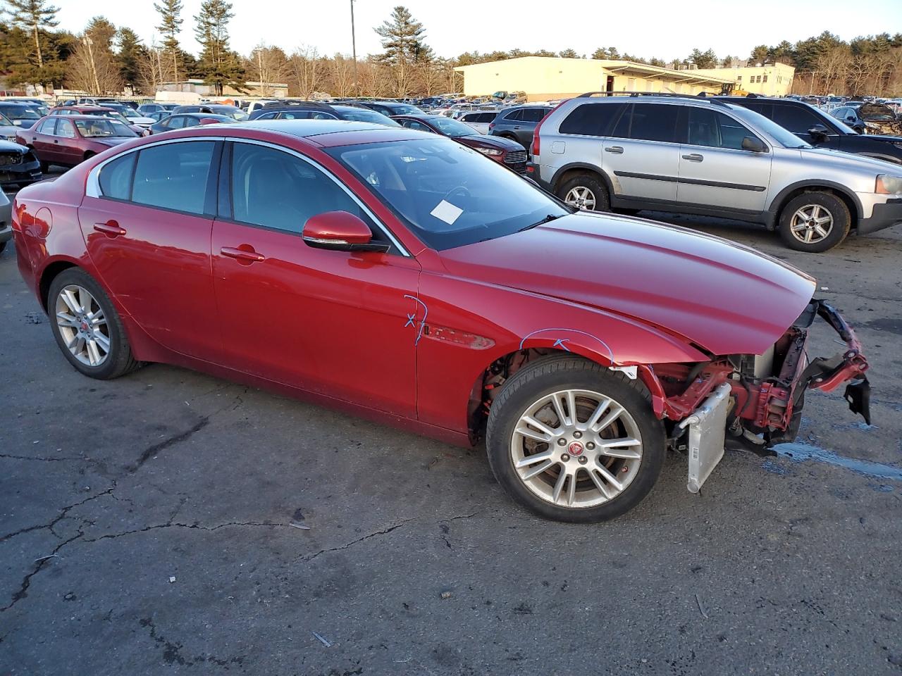 JAGUAR XE 2018 — 5