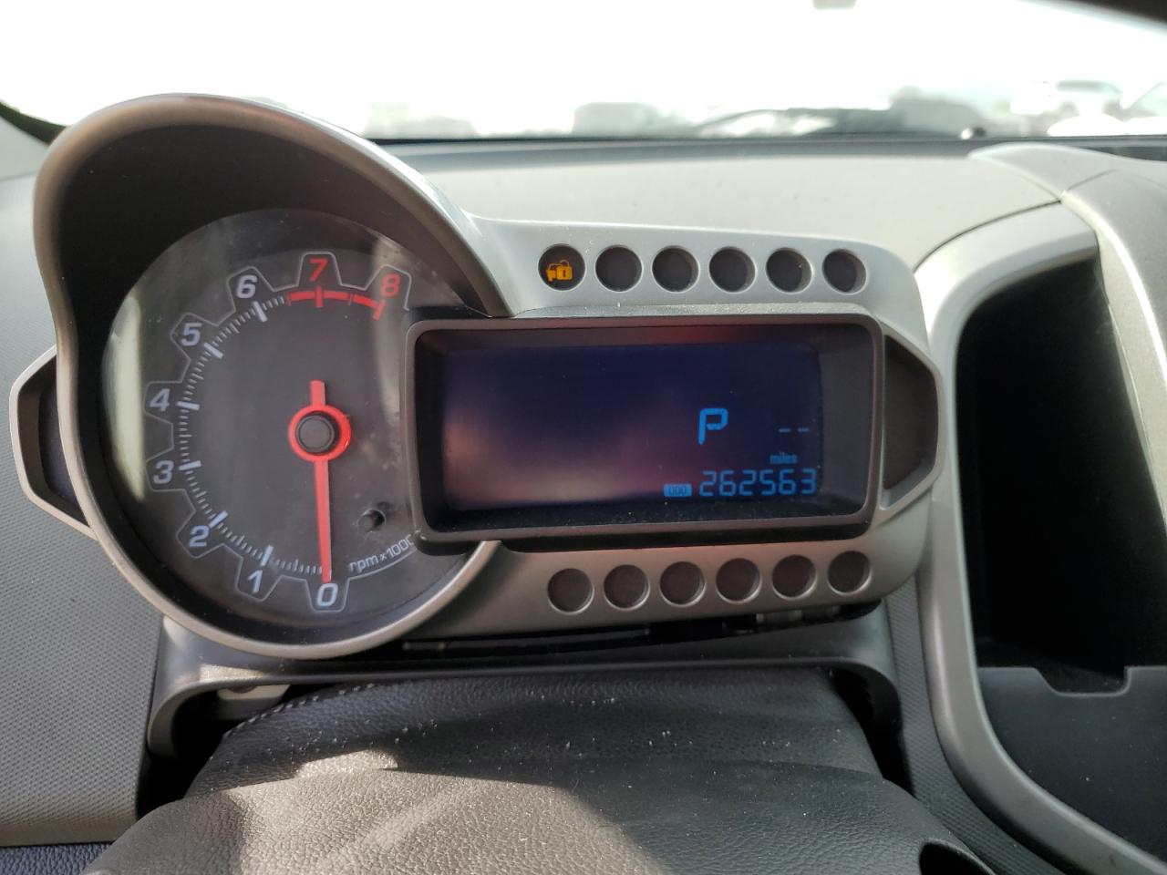 CHEVROLET SONIC 2013 — 10