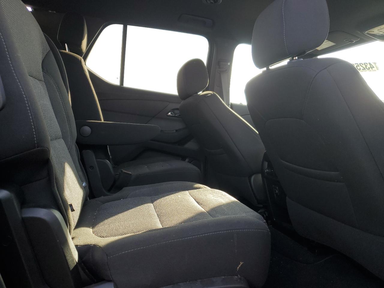 CHEVROLET TRAVERSE 2023 — 12