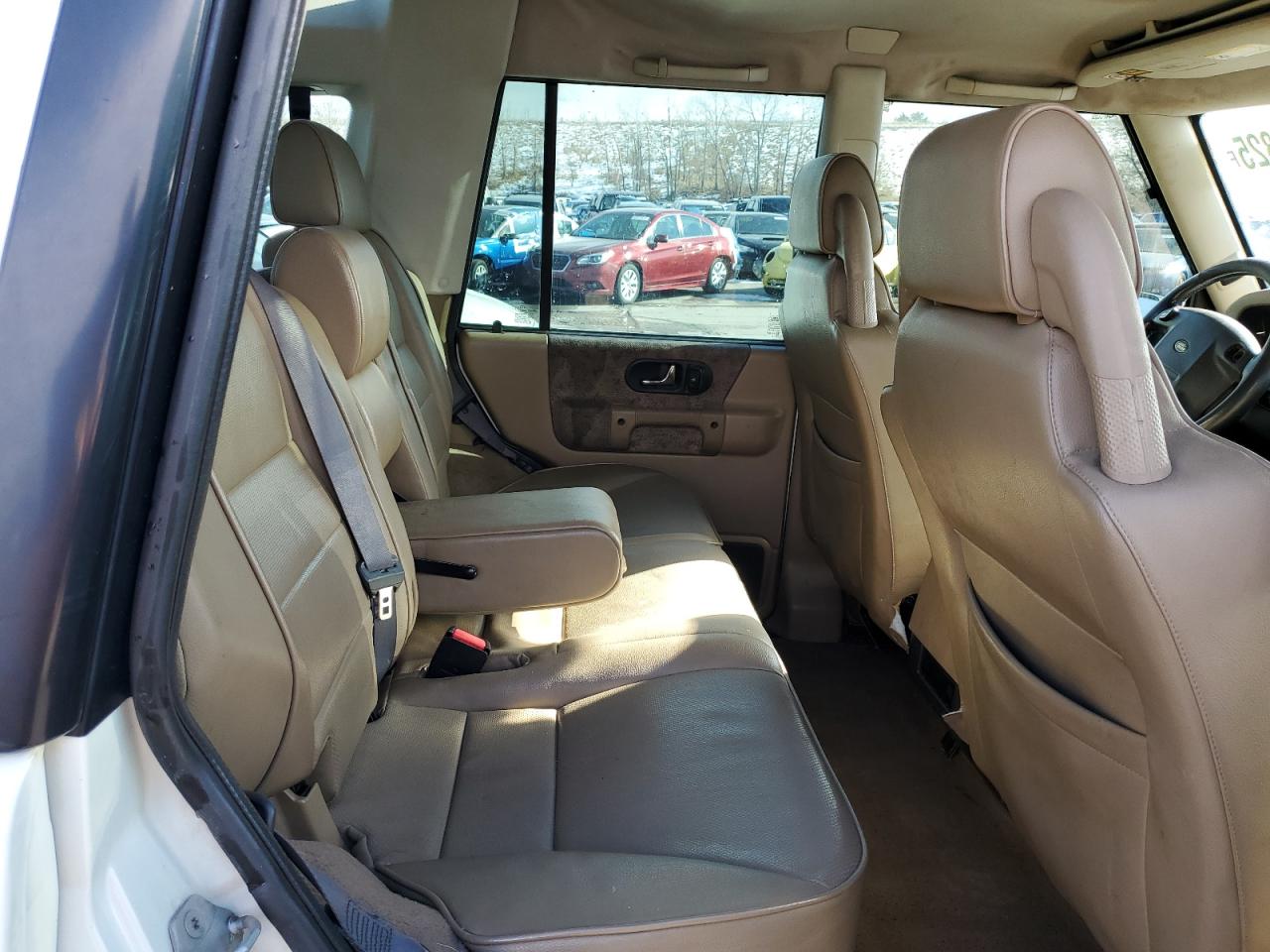 LAND ROVER DISCOVERY II 2000 — 12