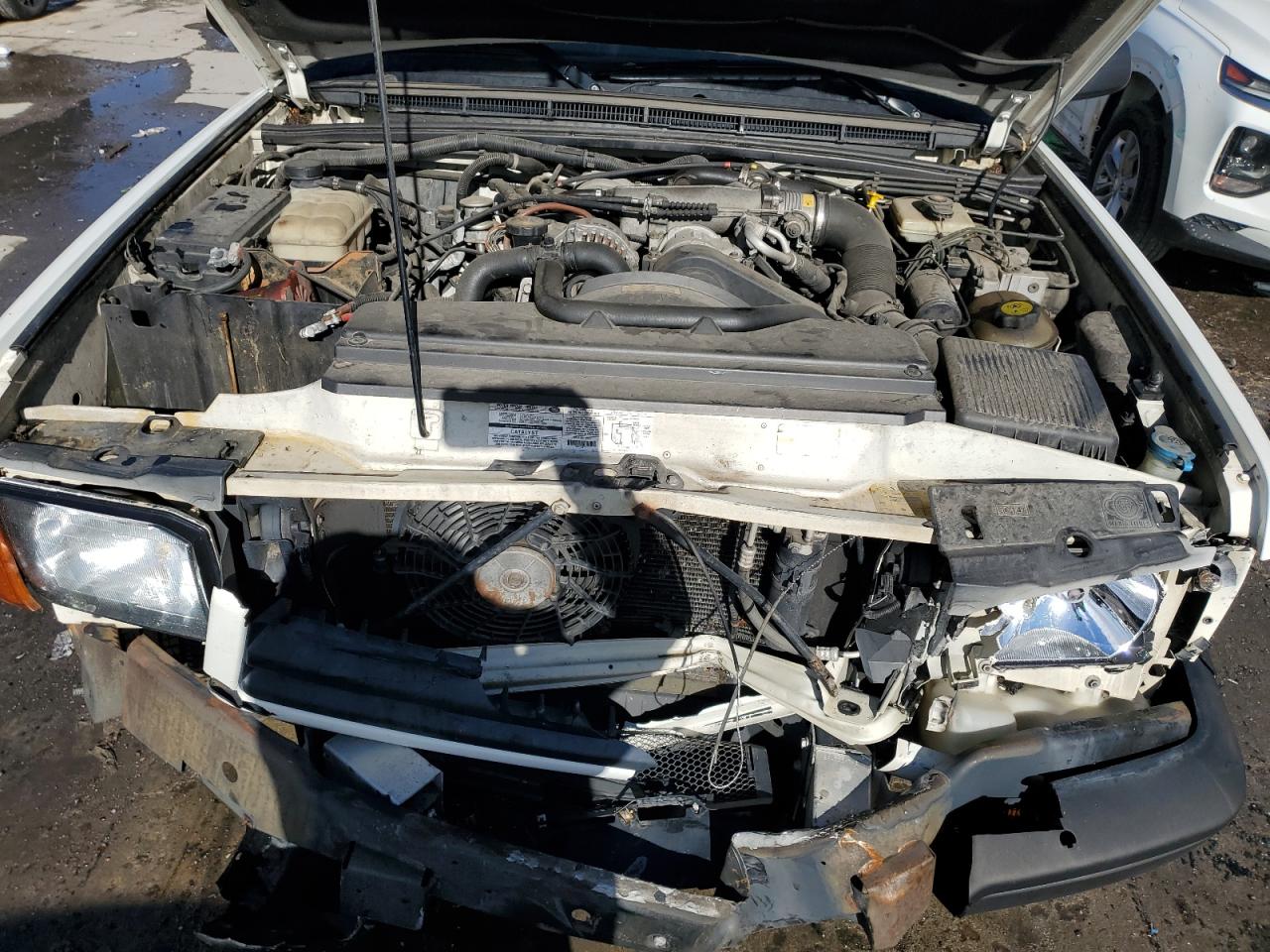 LAND ROVER DISCOVERY II 2000 — 13