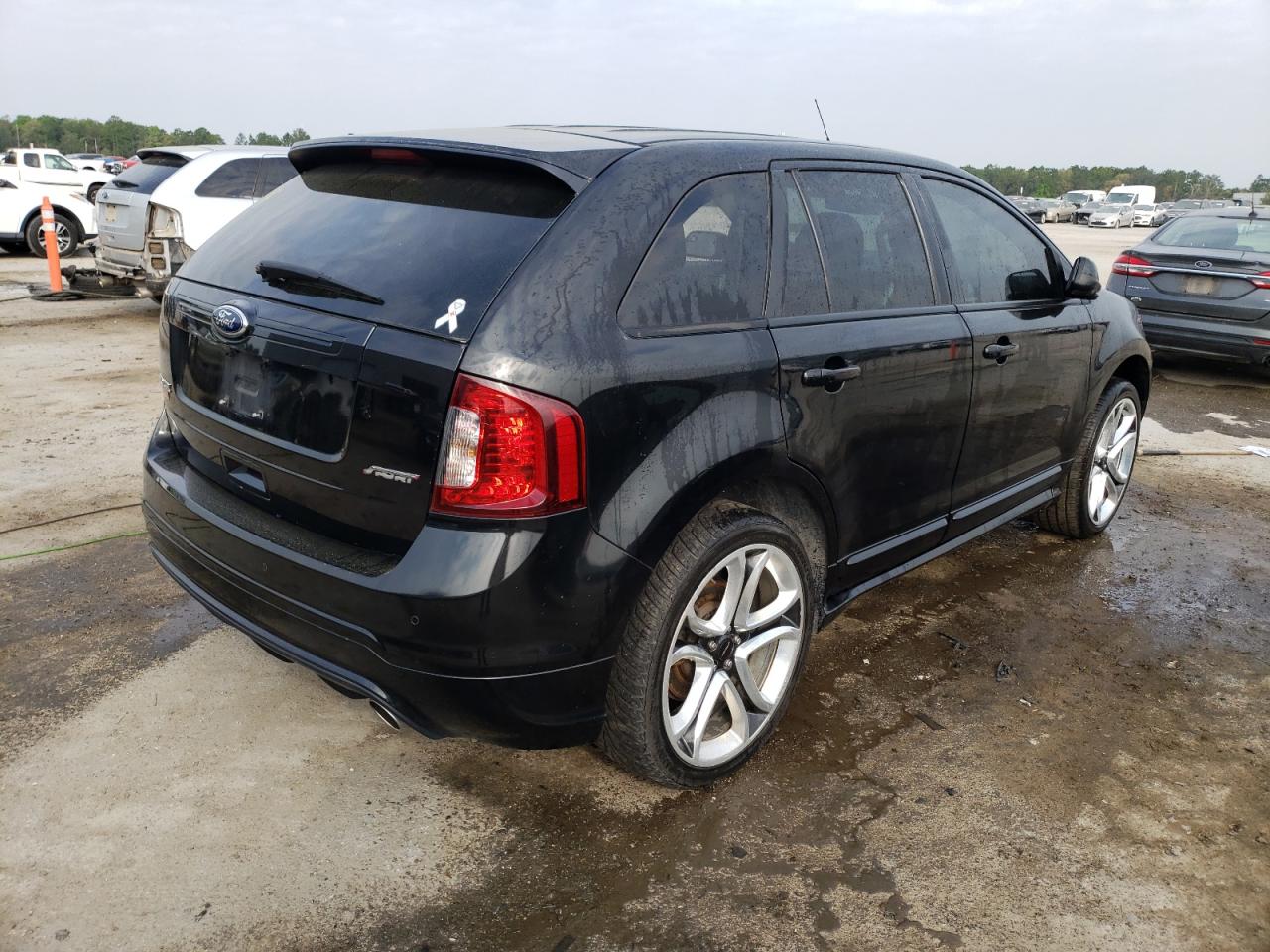 Ford Edge 2013 — 3