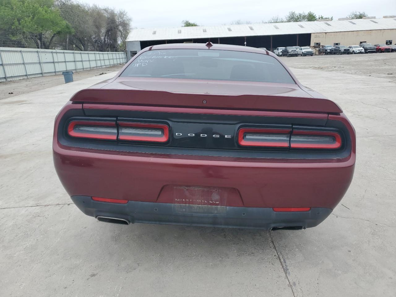 DODGE CHALLENGER 2017 — 7