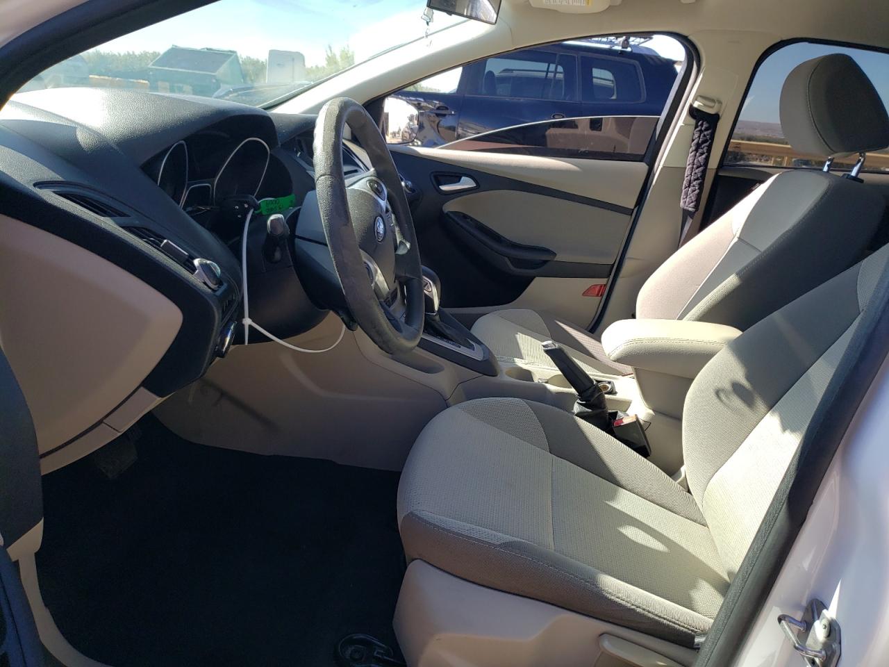 FORD FOCUS 2013 — 8
