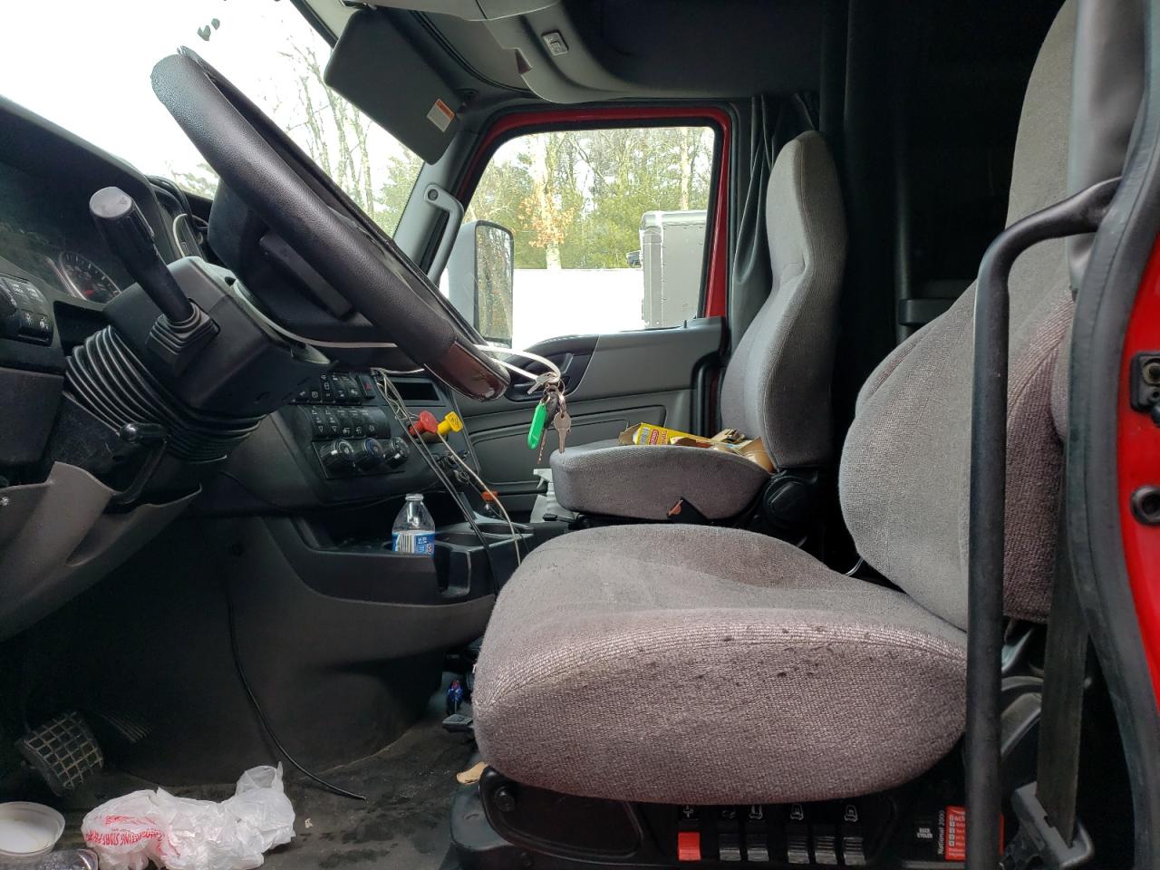 INTERNATIONAL LT625 2018 — 8