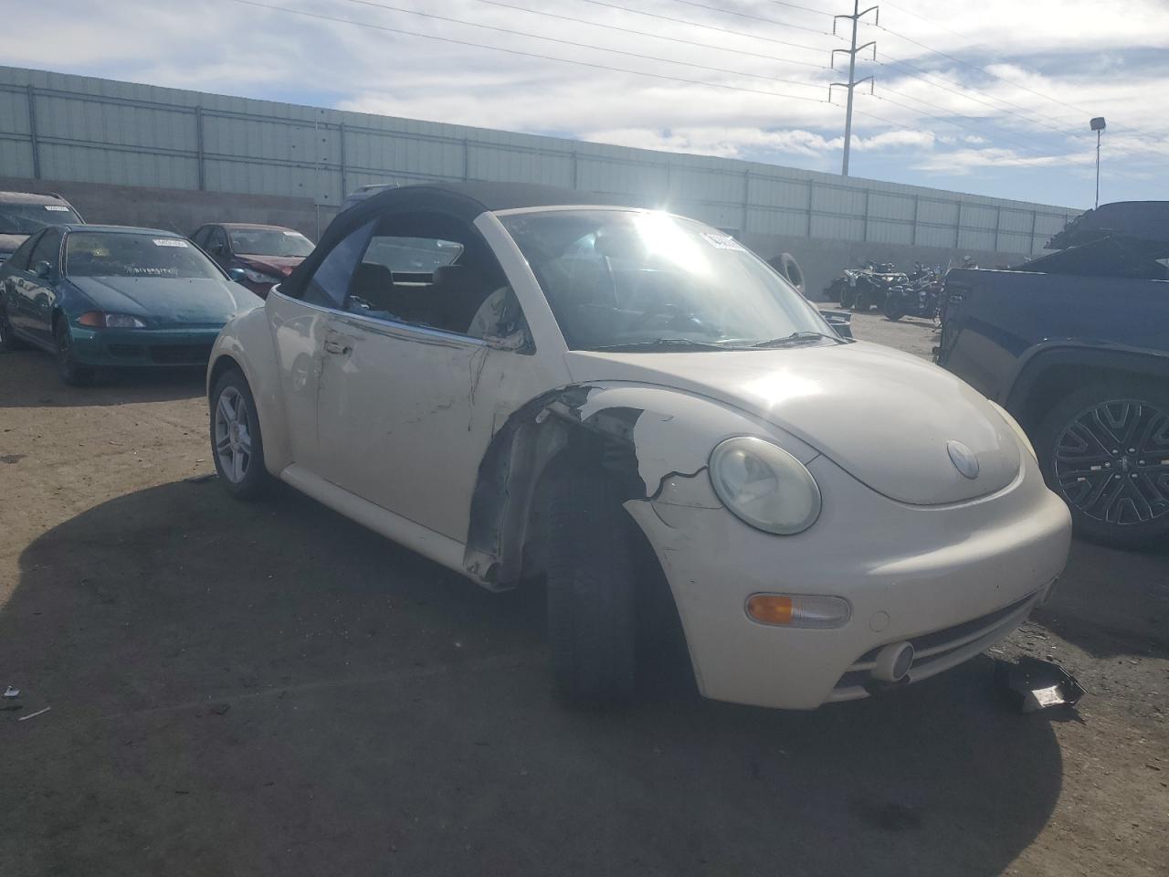 2005 VOLKSWAGEN NEW BEETLE GLS