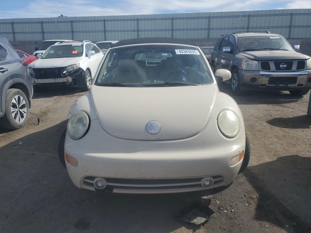 VOLKSWAGEN NEW BEETLE 2005 — 6