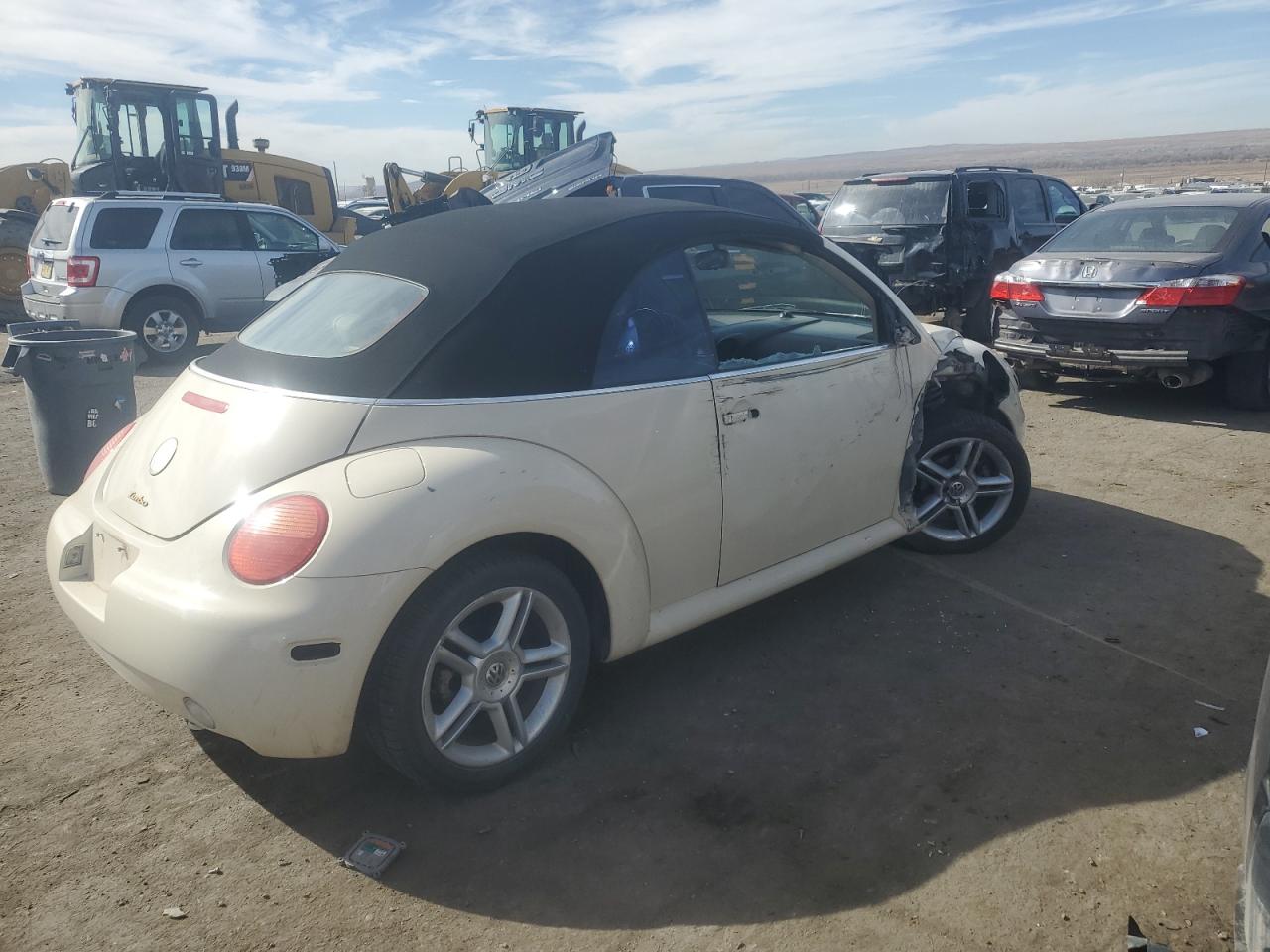 VOLKSWAGEN NEW BEETLE 2005 — 4