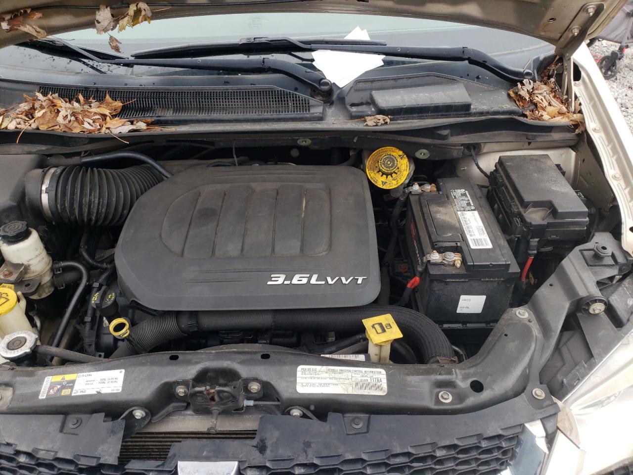 DODGE GRAND CARAVAN 2015 — 13