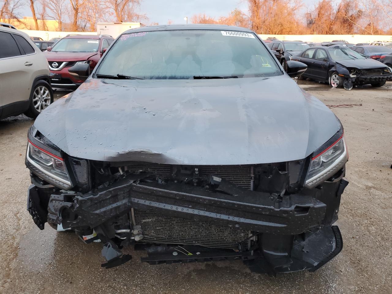 VOLKSWAGEN PASSAT 2018 — 6