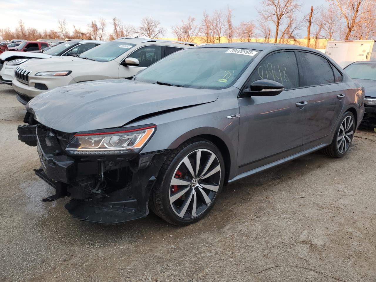 2018 VOLKSWAGEN PASSAT GT