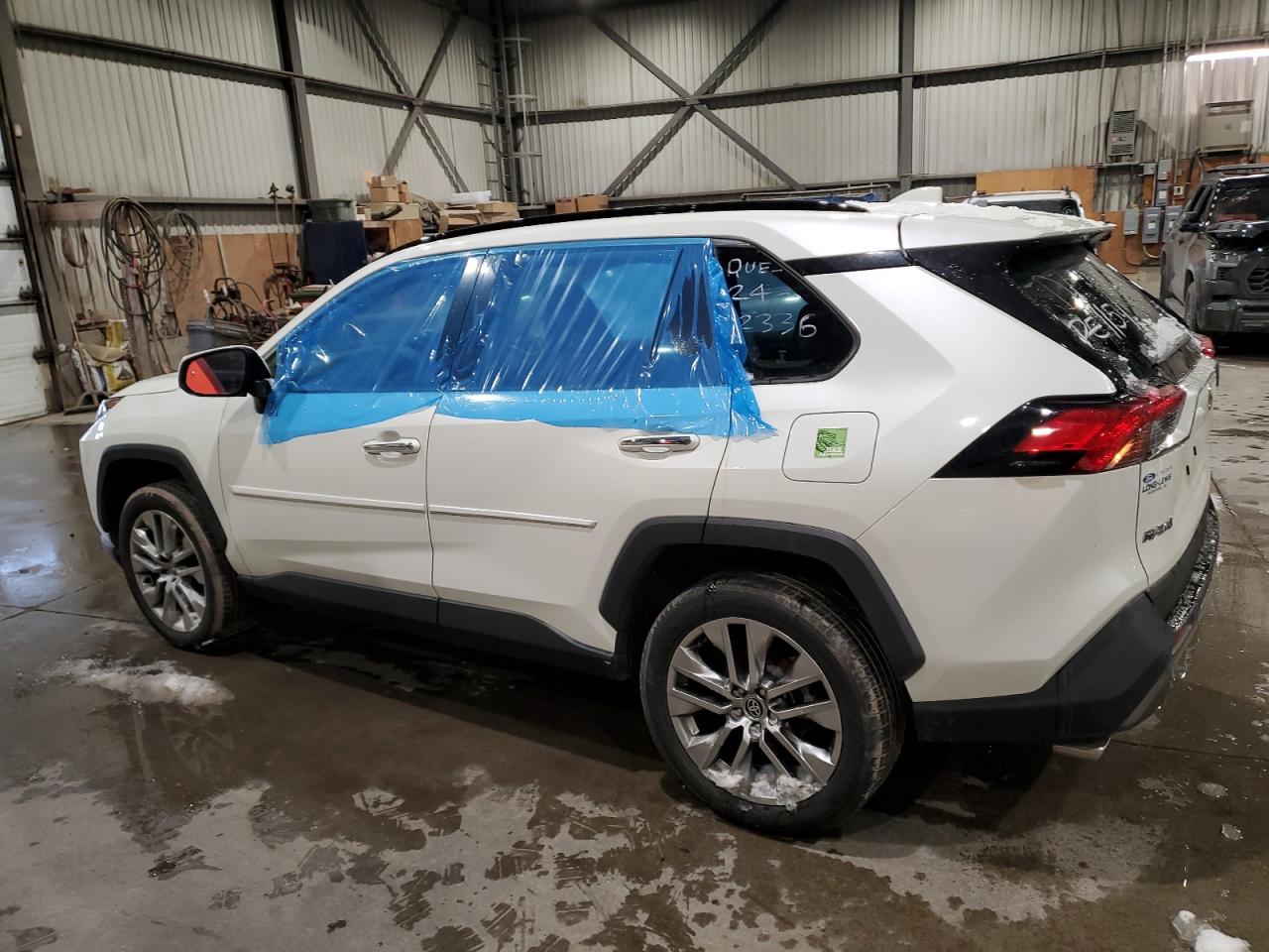 TOYOTA RAV4 2021 — 3