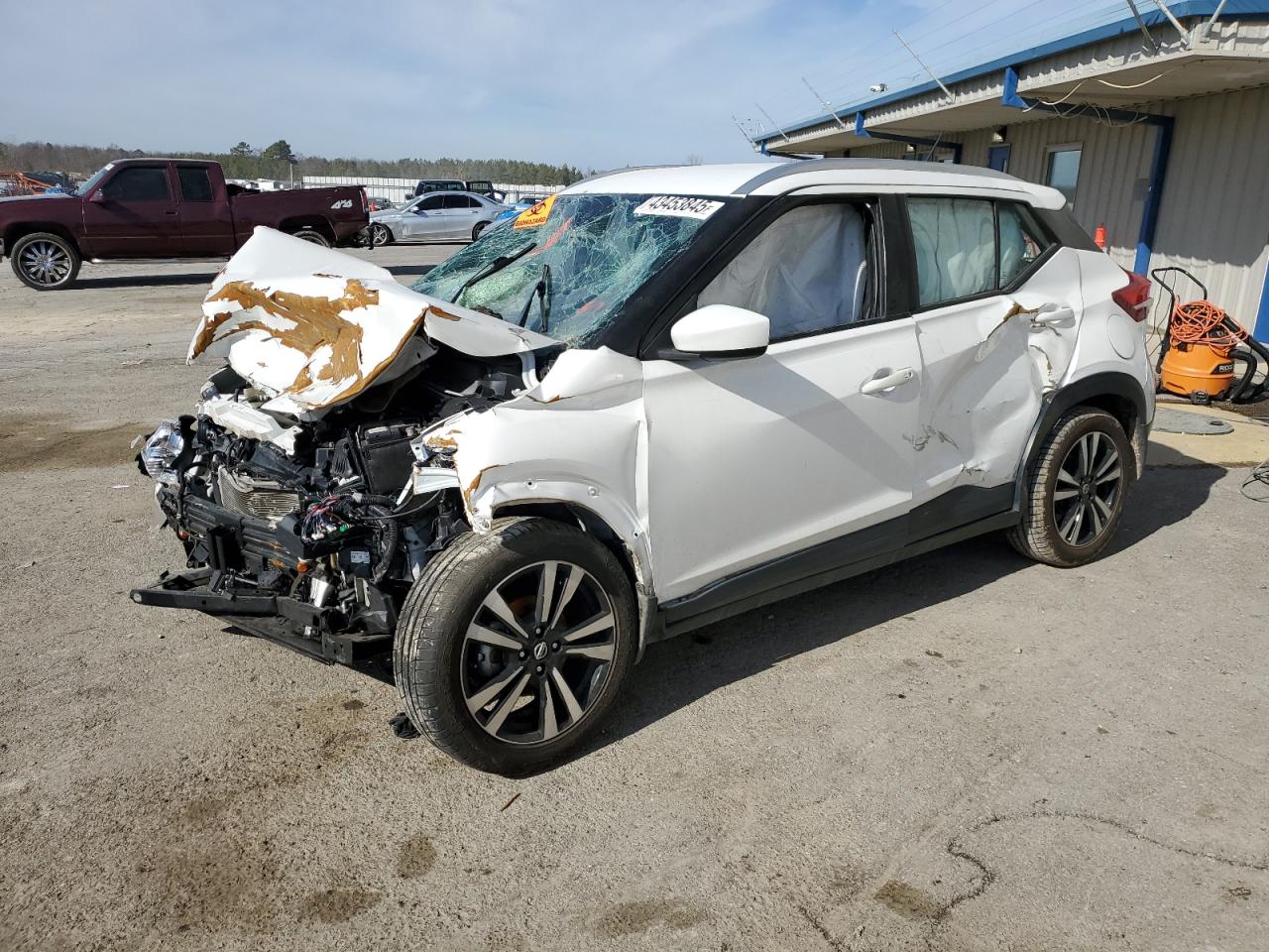 2020 NISSAN KICKS SV