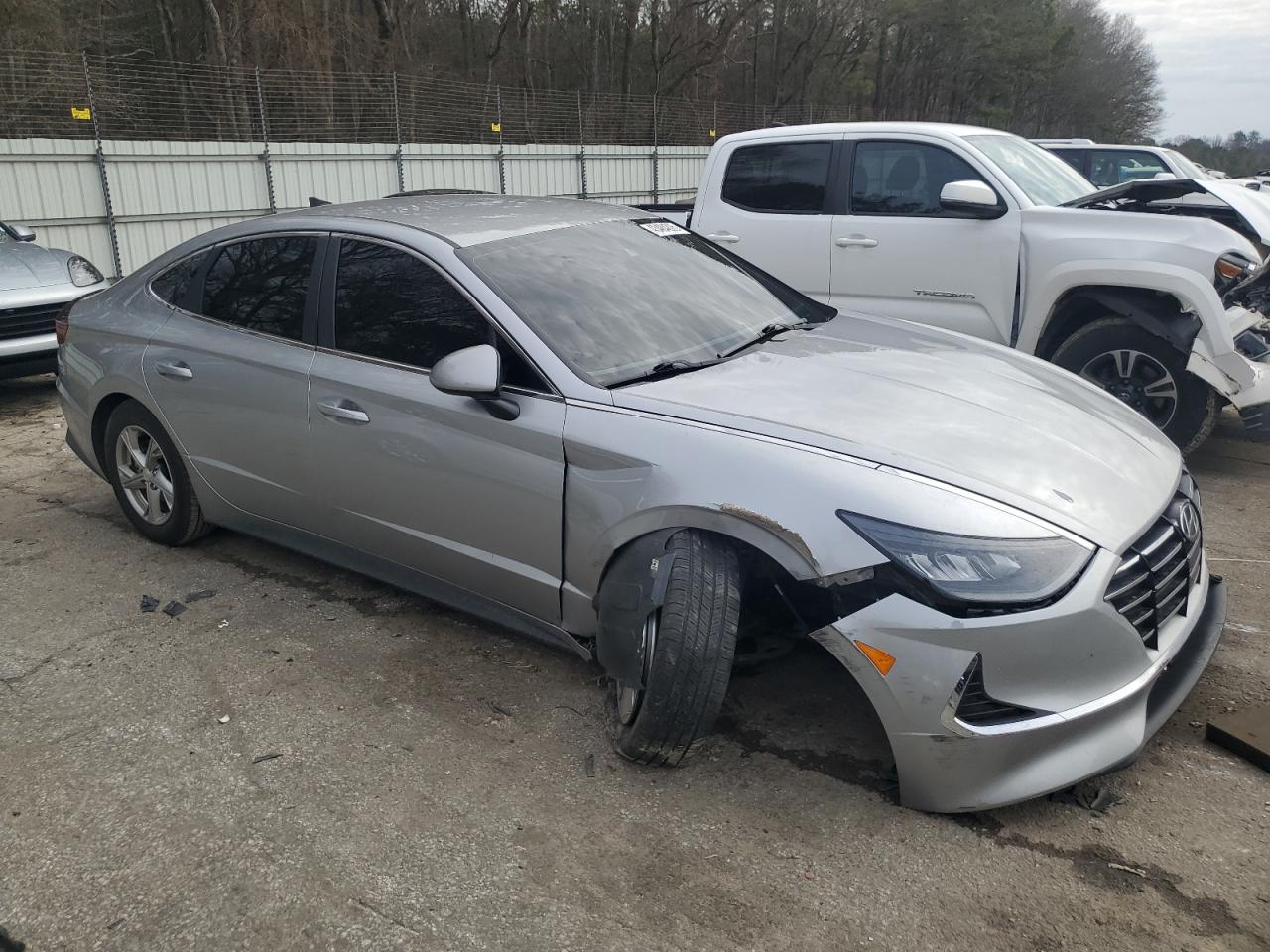 2021 HYUNDAI SONATA SE