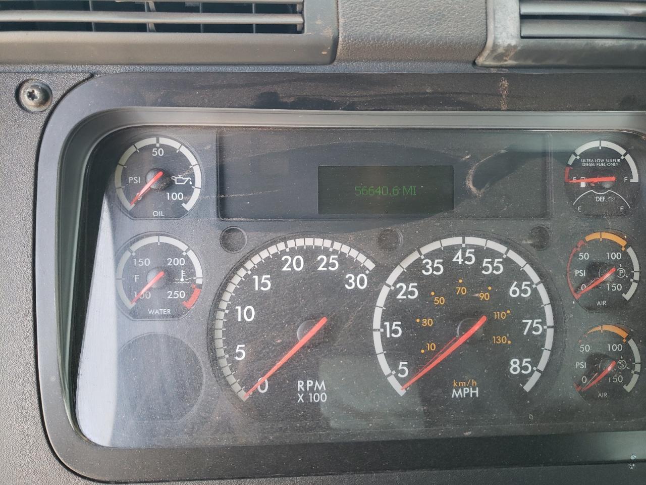 FREIGHTLINER CASCADIA 1 2015 — 9