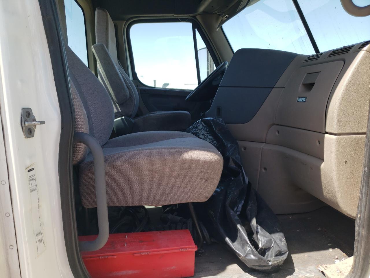 FREIGHTLINER CASCADIA 1 2015 — 6