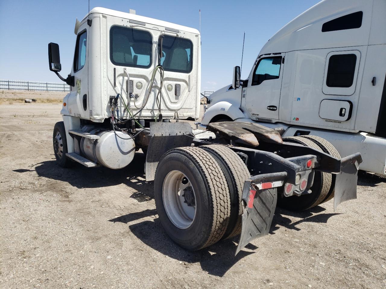 FREIGHTLINER CASCADIA 1 2015 — 4