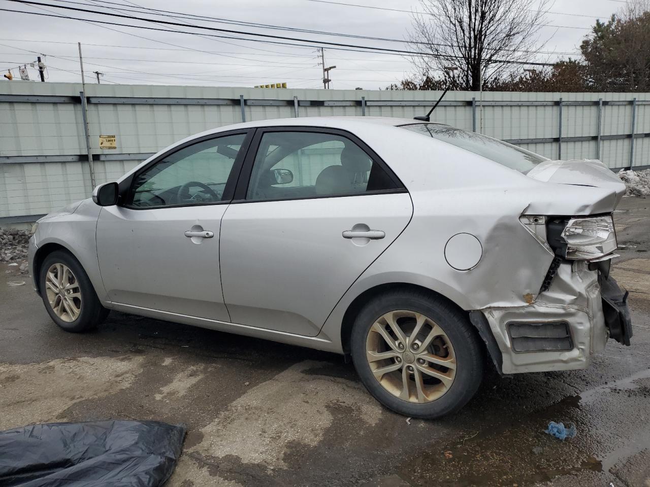 KIA FORTE 2012 — 3