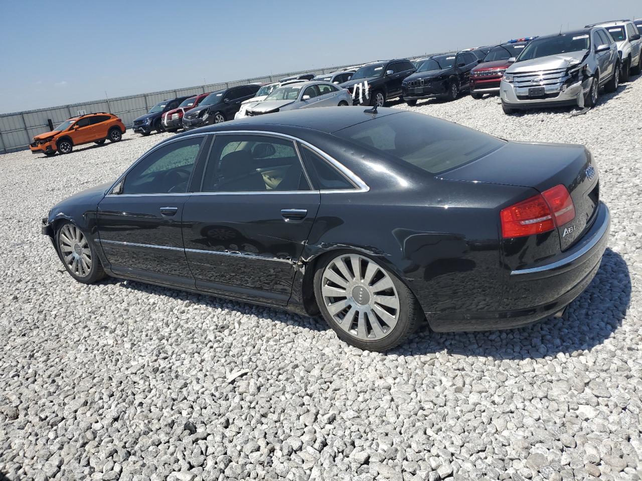 AUDI A8 2010 — 3