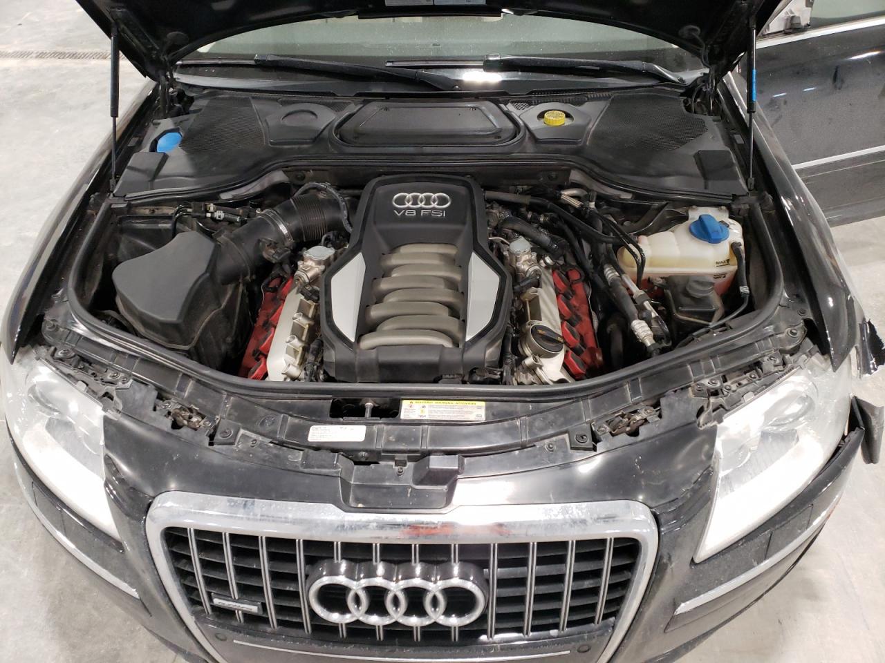 AUDI A8 2010 — 12