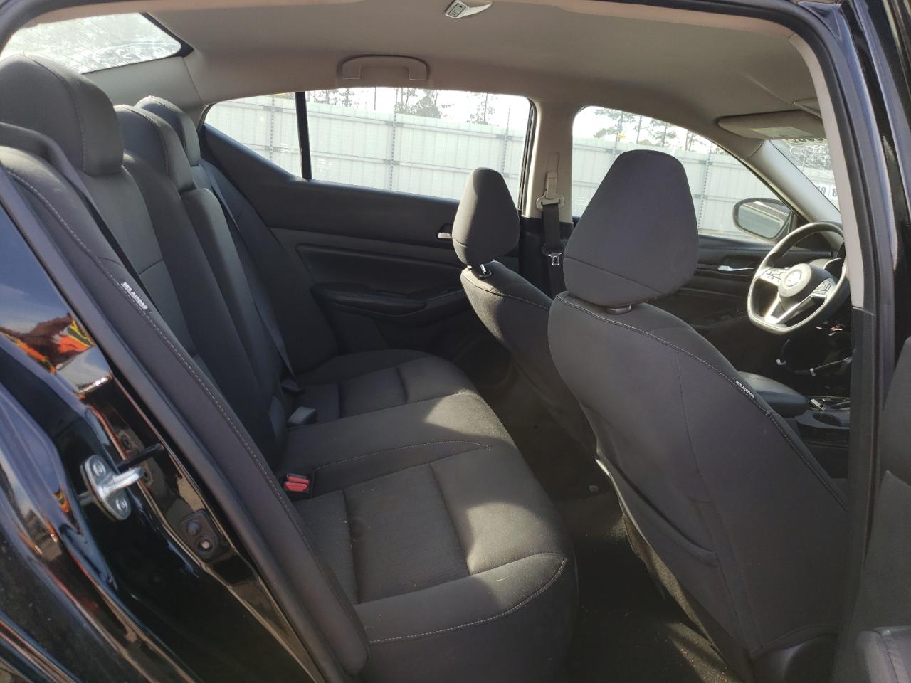 Nissan Altima 2020 — 10