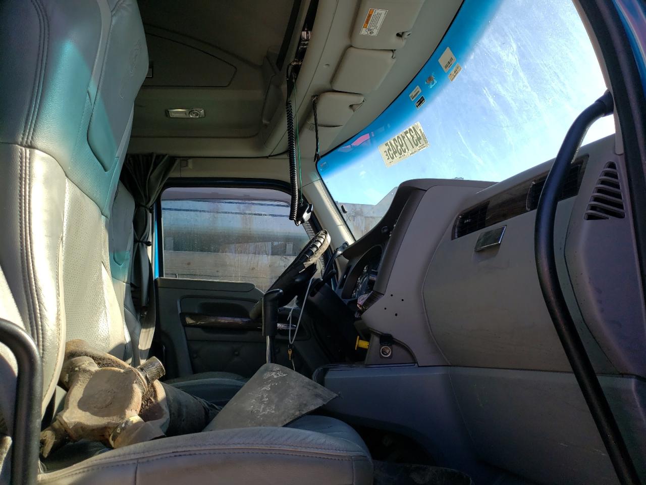 KENWORTH CONSTRUCTION 2018 — 6