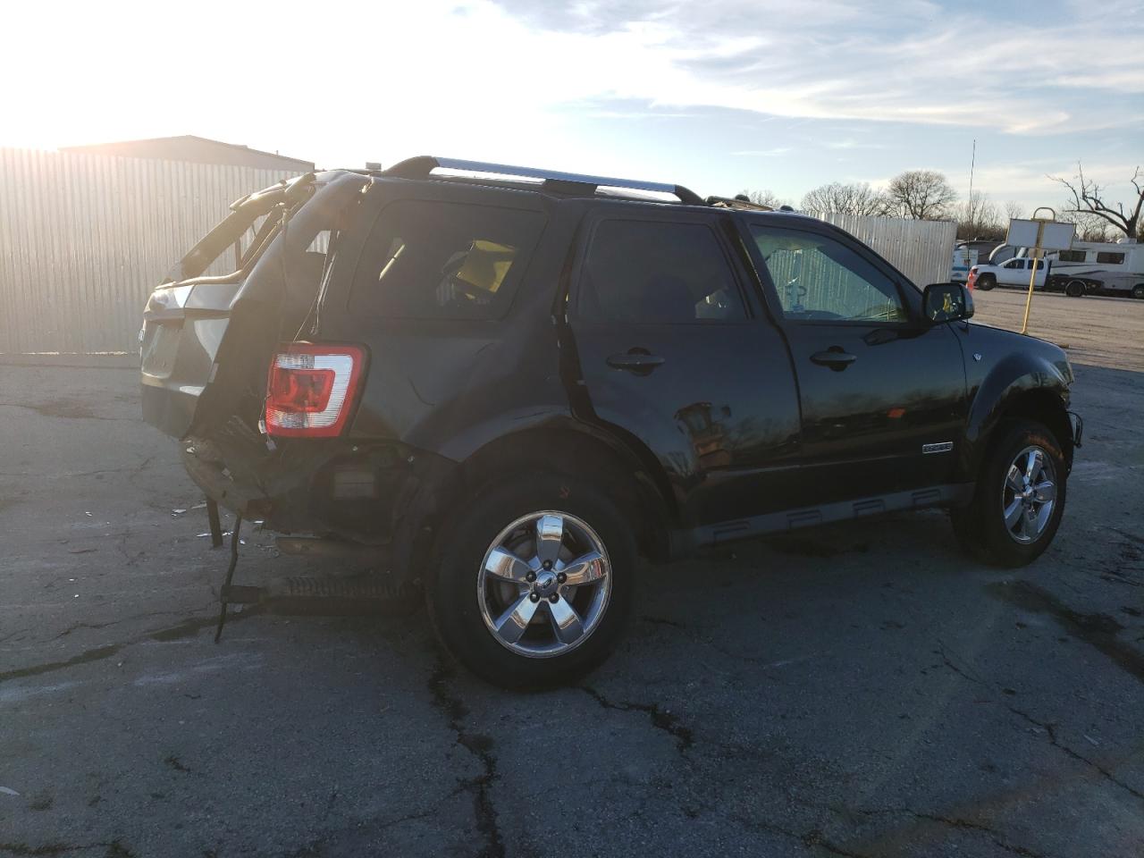 FORD ESCAPE 2008 — 4