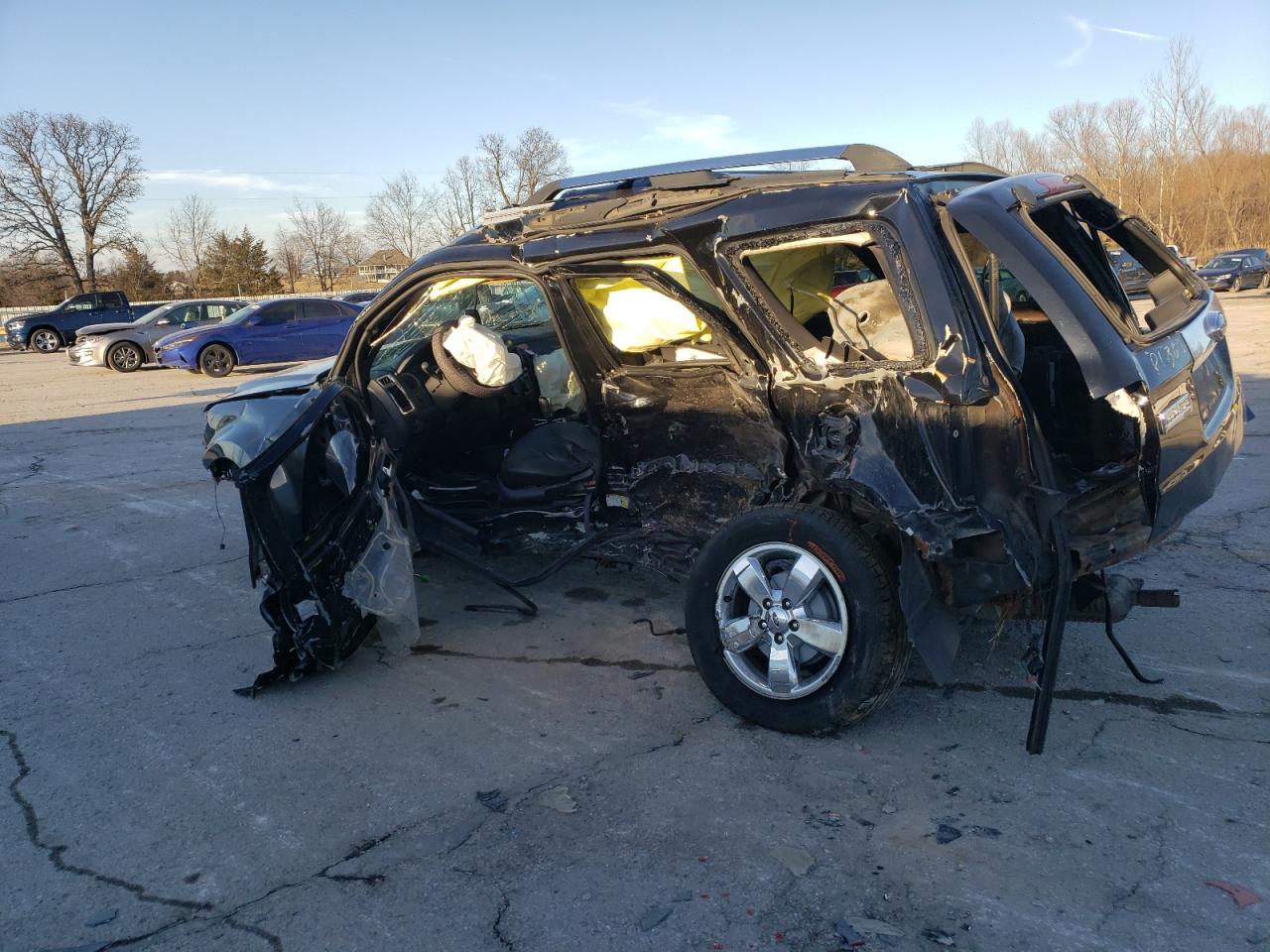 FORD ESCAPE 2008 — 3