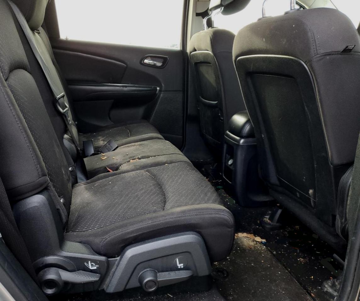 DODGE JOURNEY 2013 — 12