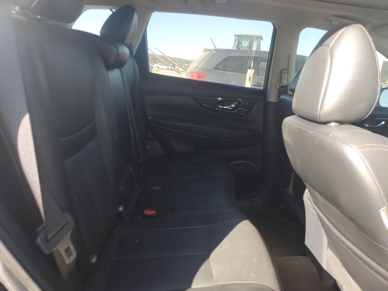 NISSAN ROGUE 2017 — 12