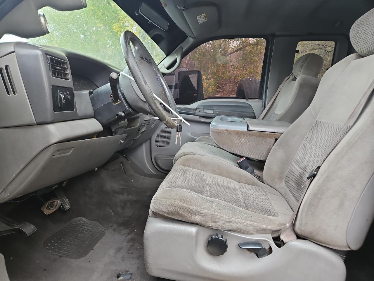 FORD F250 2001 — 8