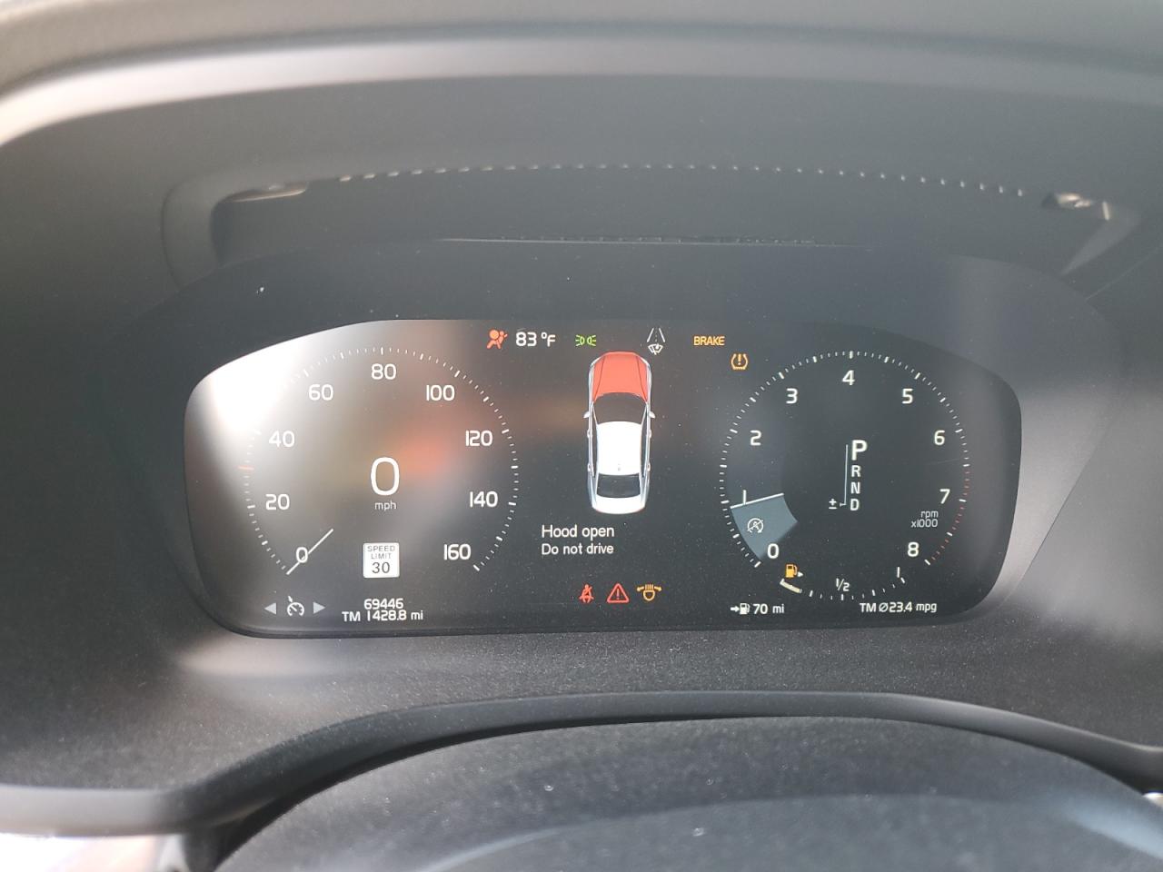 VOLVO S60 2020 — 10