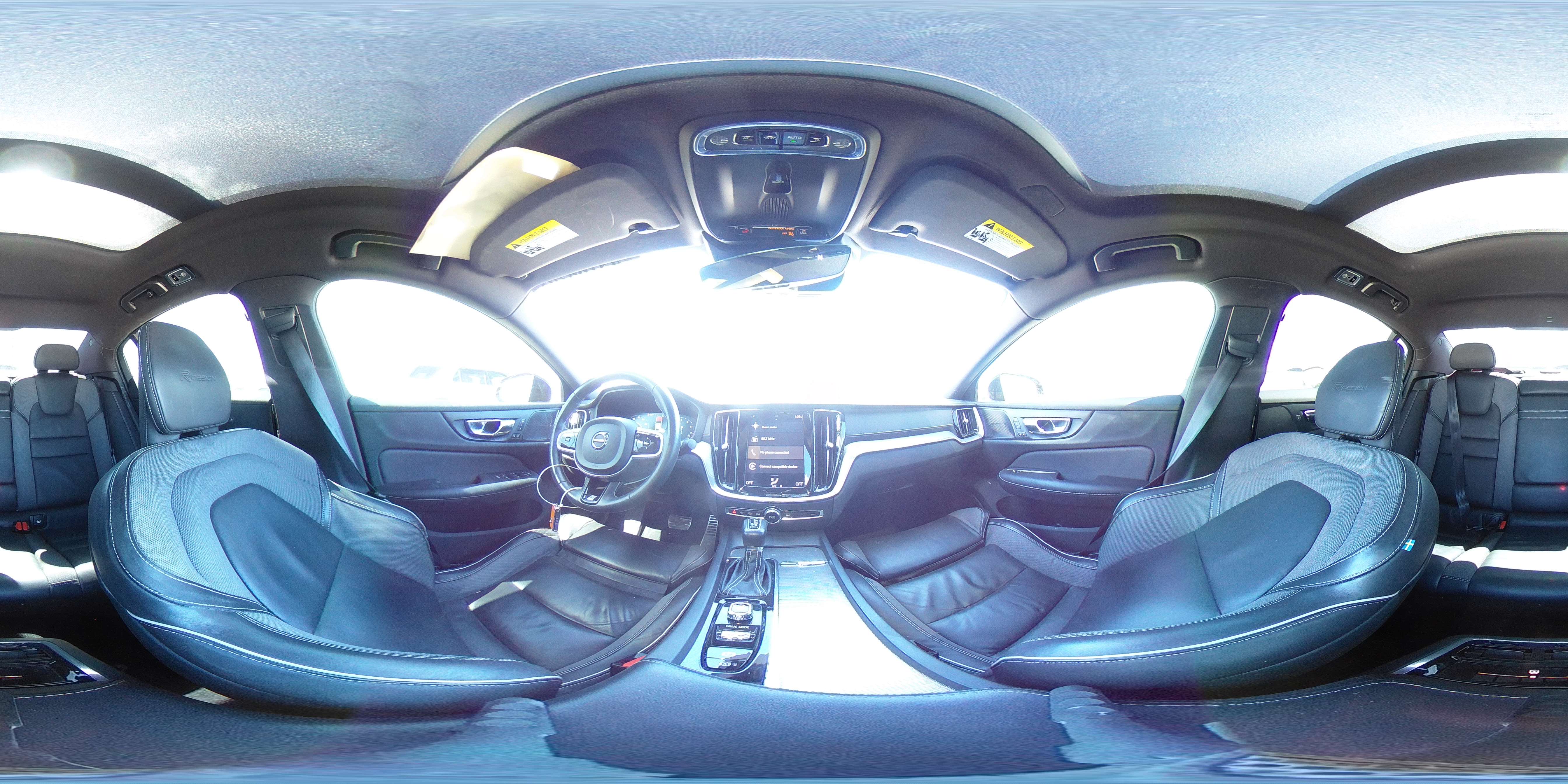 VOLVO S60 2020 — 15