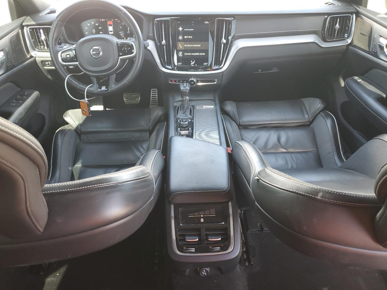VOLVO S60 2020 — 9